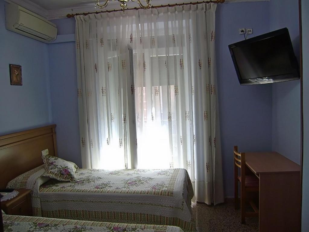 Hostal Miguel Angel Madrid Cameră foto